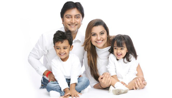 Raising Happy Kids Is A Way Of Life: A Parenting Philosophy Built Around Family Bonding