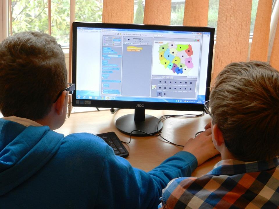 Children Growing Weaker as Computers Replace Outdoor Activity