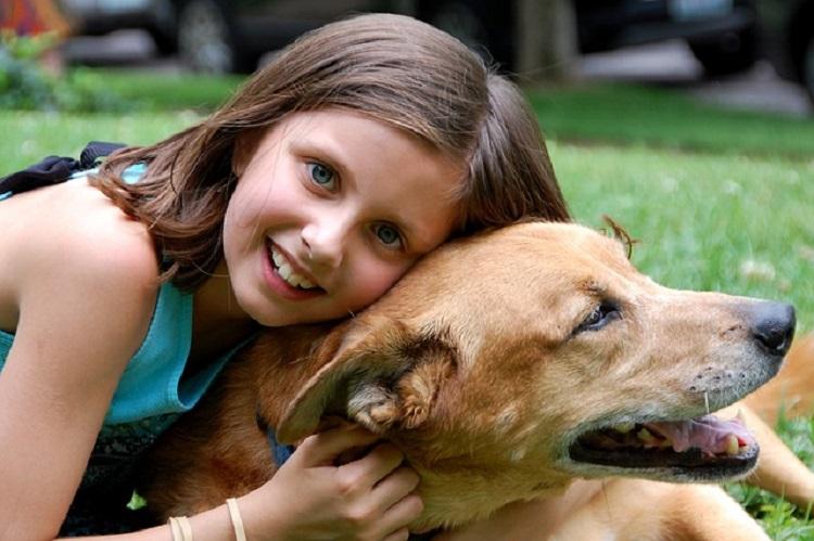 Top 5 Benefits of Children Growing Up With Pets