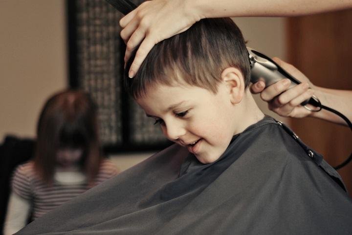 Ways to make your child's first haircut fun