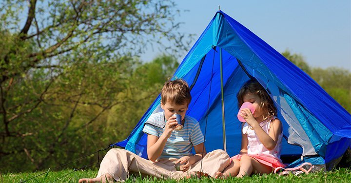 Awesome Camping At Home Ideas: DIY Kids' Tent