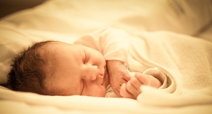 Expert tips on breastfeeding: Dr Madhuri Prabhu on why nighttime feeding is important 