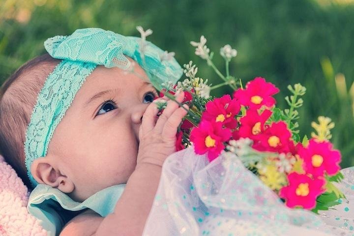 How To Keep Baby Comfortable In Summer: Essential Care Tips For Parents Of Infants