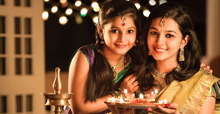 How To Organise A Diwali Party Without Breaking The Bank. We Bring You Useful Tips