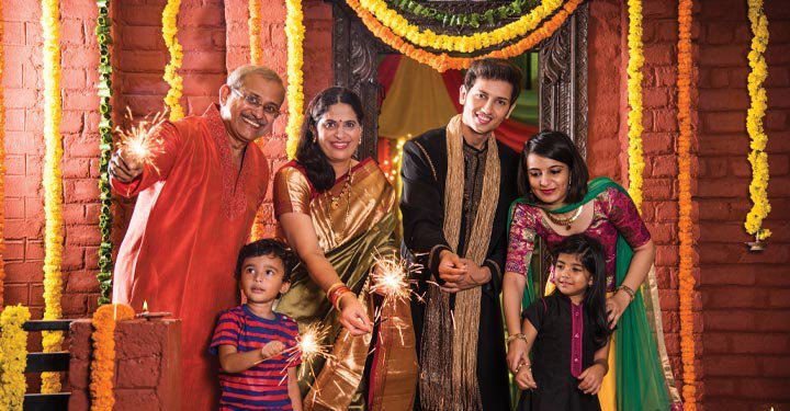 10 Fun Ideas To Make Diwali Memorable For Your Family – Simple Activities For A Joyful Festival