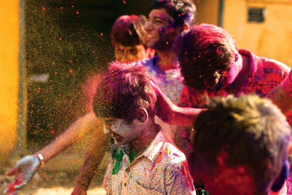 Holi Safety Rules and Tips, Instructions for Playing Holi Festival Safely  with Kids | ParentCircle