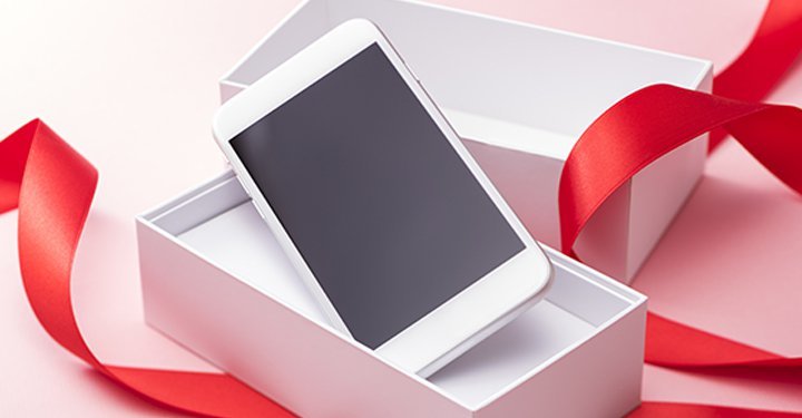8 Best Gift Ideas for New Moms For Mother's Day 2020 8 Best Gift Ideas for New Moms For Mother's Day 2020