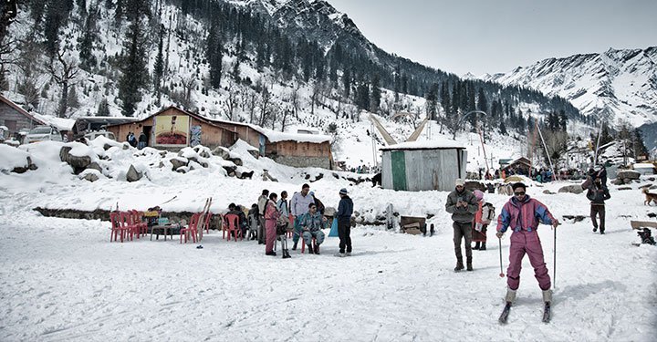 10 Places With Snowfall In India You Can Visit This Winter!