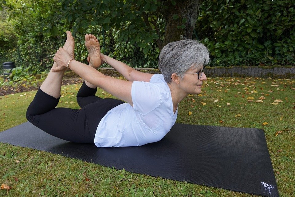Menopause : Reduce The Symptoms Through Right Food And Exercise