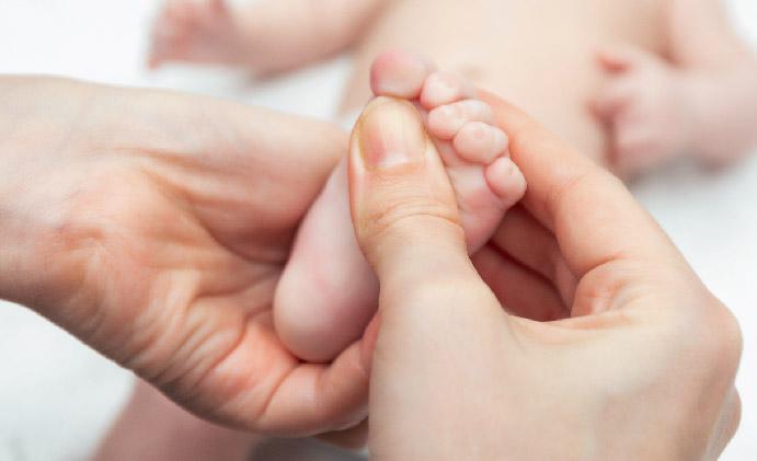 Benefits of Baby Massage And Tips To Do It Right