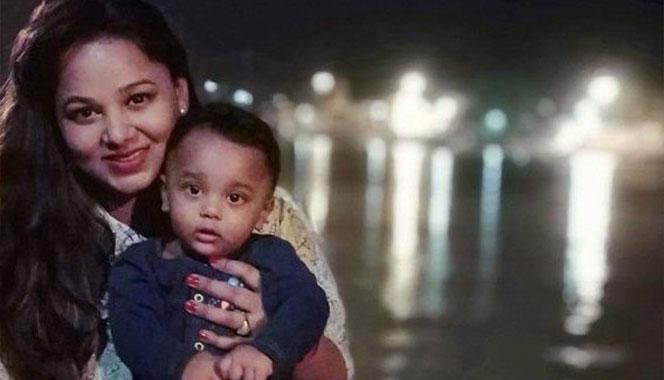 Breastfeeding her baby with dignity is every mother's right: Neha and Animesh Rastogi, lawyer-couple 