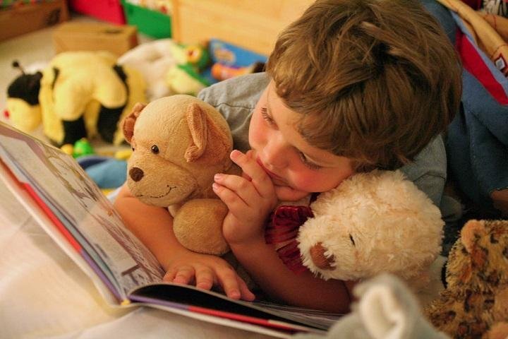How To Teach Preschool Kids (3 To 5-Year-Olds) To Read: The Ultimate Guide For Parents