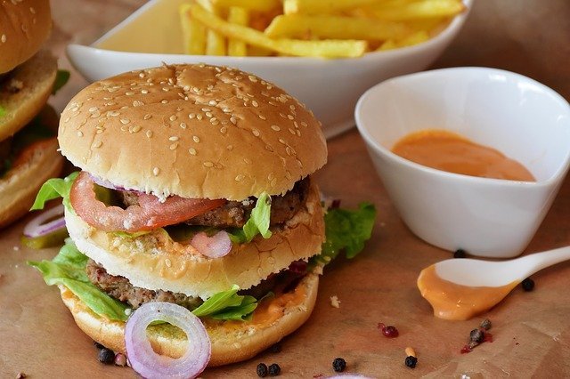 Foods To Avoid For Teens Who Want To Detox