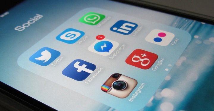 5 Changing Trends In Teens' Social Media Usage That One Needs To Be Aware Of