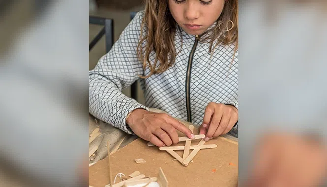 How to make popsicle stick stable for Christmas