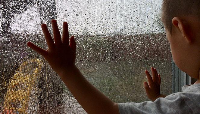 Does your child hate being cooped up indoors during rains? Try these 7 fun rainy day activities for kids