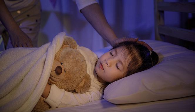 Is Co-sleeping With Your Child Becoming A Cause Of Concern For You? Here's What You Could Do