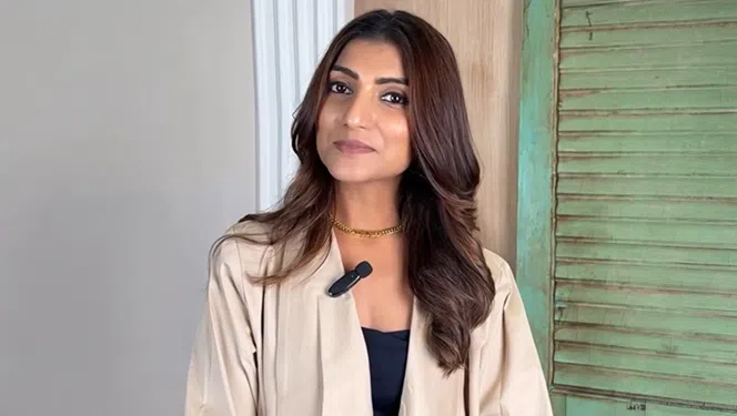 Parenting Story: A Real Motherhood Journey And Honest Conversations About Modern Parenting