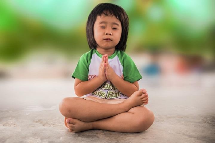 How To Teach Your Kids To Pray And Meditate