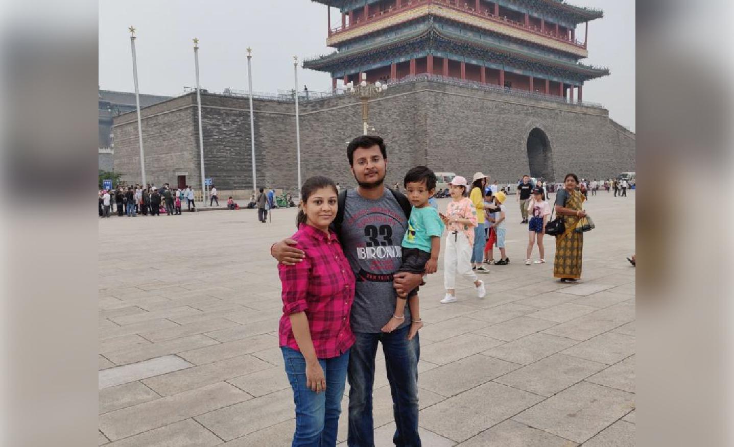 How A Couple Scaled the Great Wall of China With A Baby And Made A Lifetime Of Memories