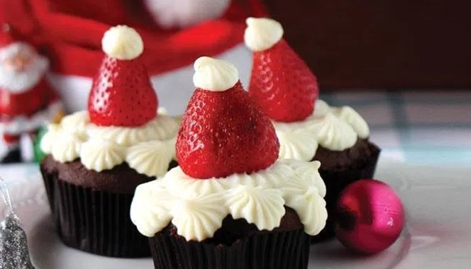 Santa hat cupcakes